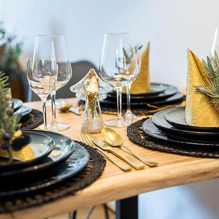 Apartment Customflats - Tiefgarage - Terrasse - Uninähe